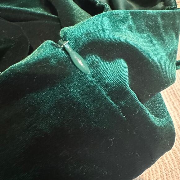 Ivy City Women's Scarlett Velvet Green Puff Sleeve Square Neck Dress 3X - Picture 10 of 16